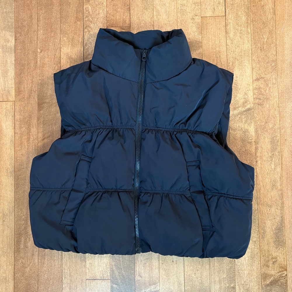 H&M Black Puffer Vest